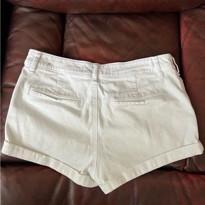 Abercrombie mid rise shorts